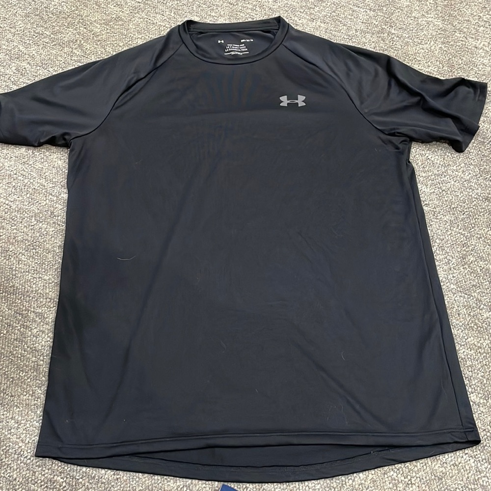 Men’s Under Armour “The Tech Tee” Size Medium - Picture 3 of 5